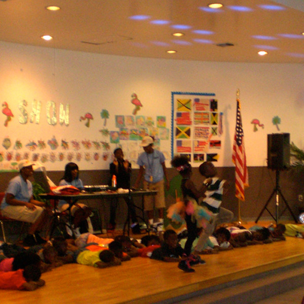 7%20Osswald%20Park%20BrowardGrant%20Jacklyn%20Laflamme%20Florida%20Artist%20Paint%20Mural squashed-1